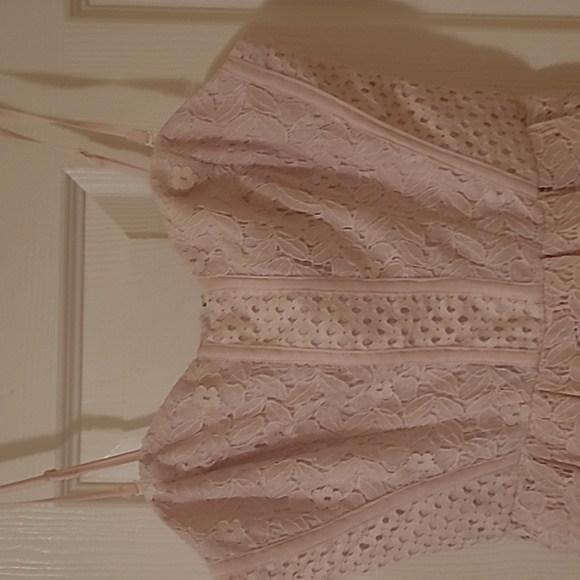Blush pink lace dress in small - Picture 2 of 2